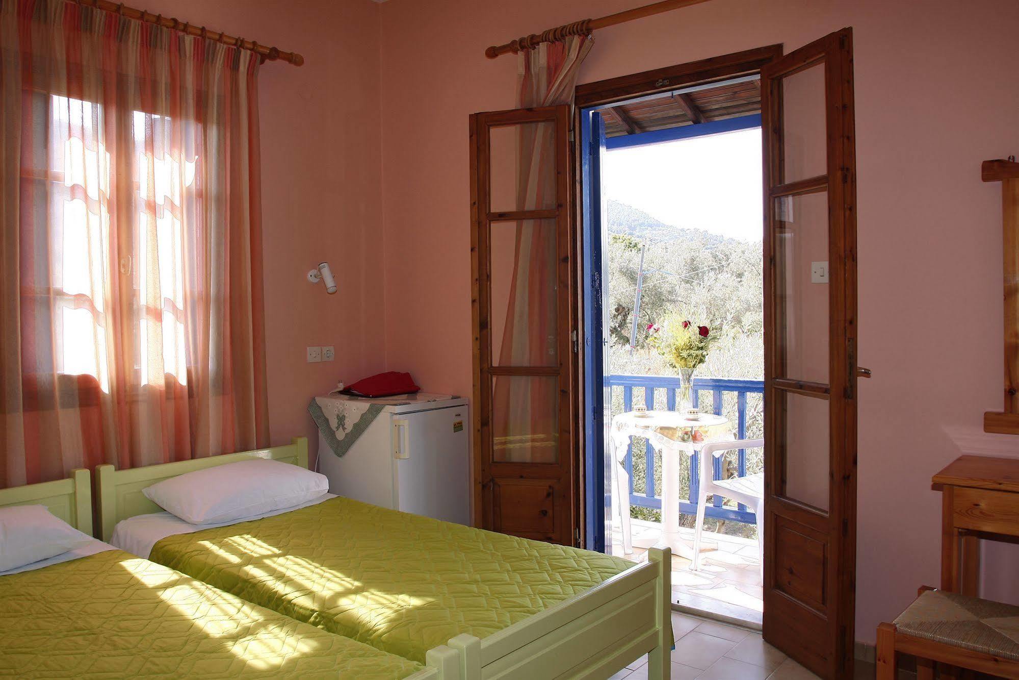 Rastoni Guest House Skopelos Exterior foto